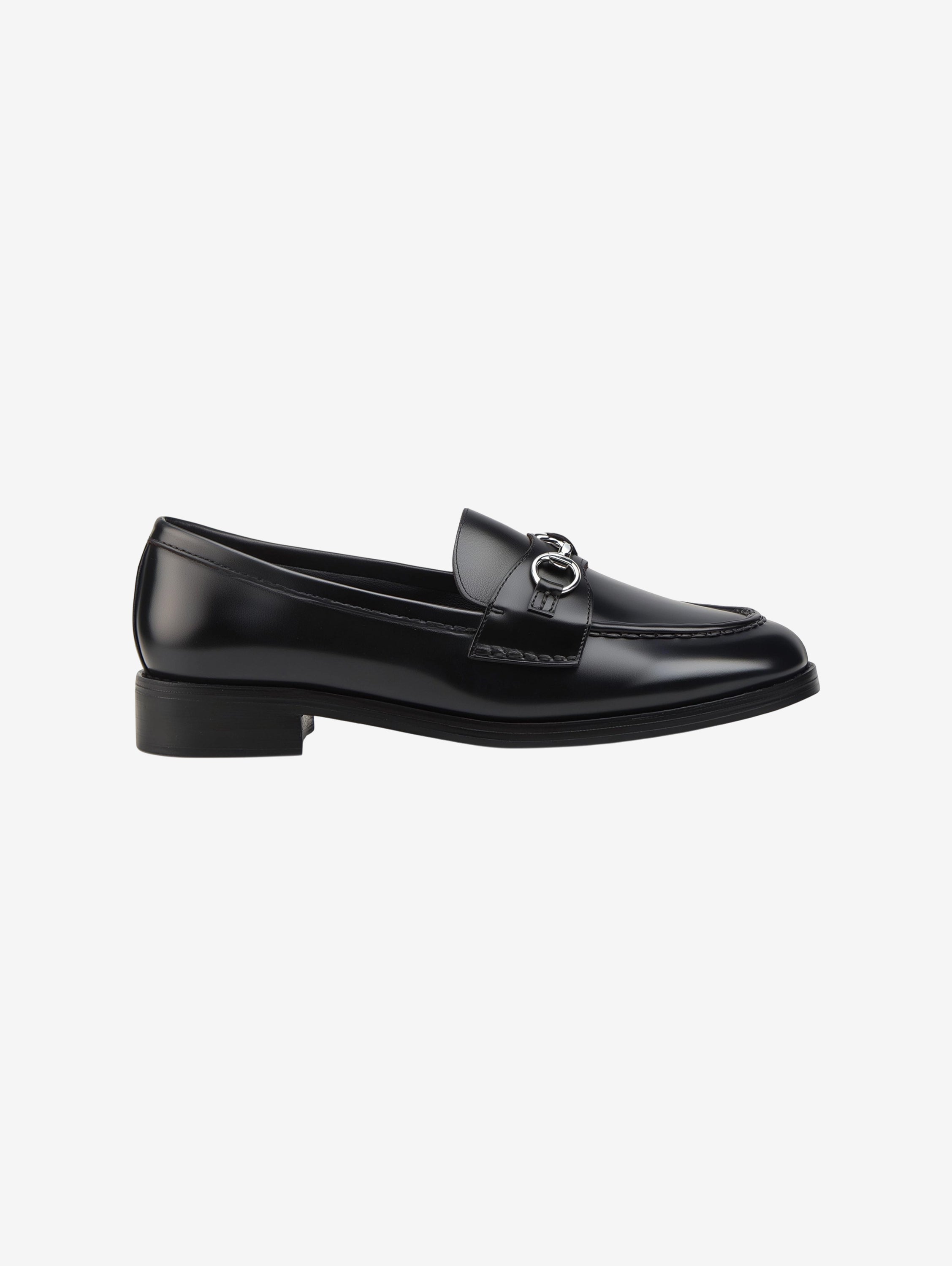 Metal Bit Loafer